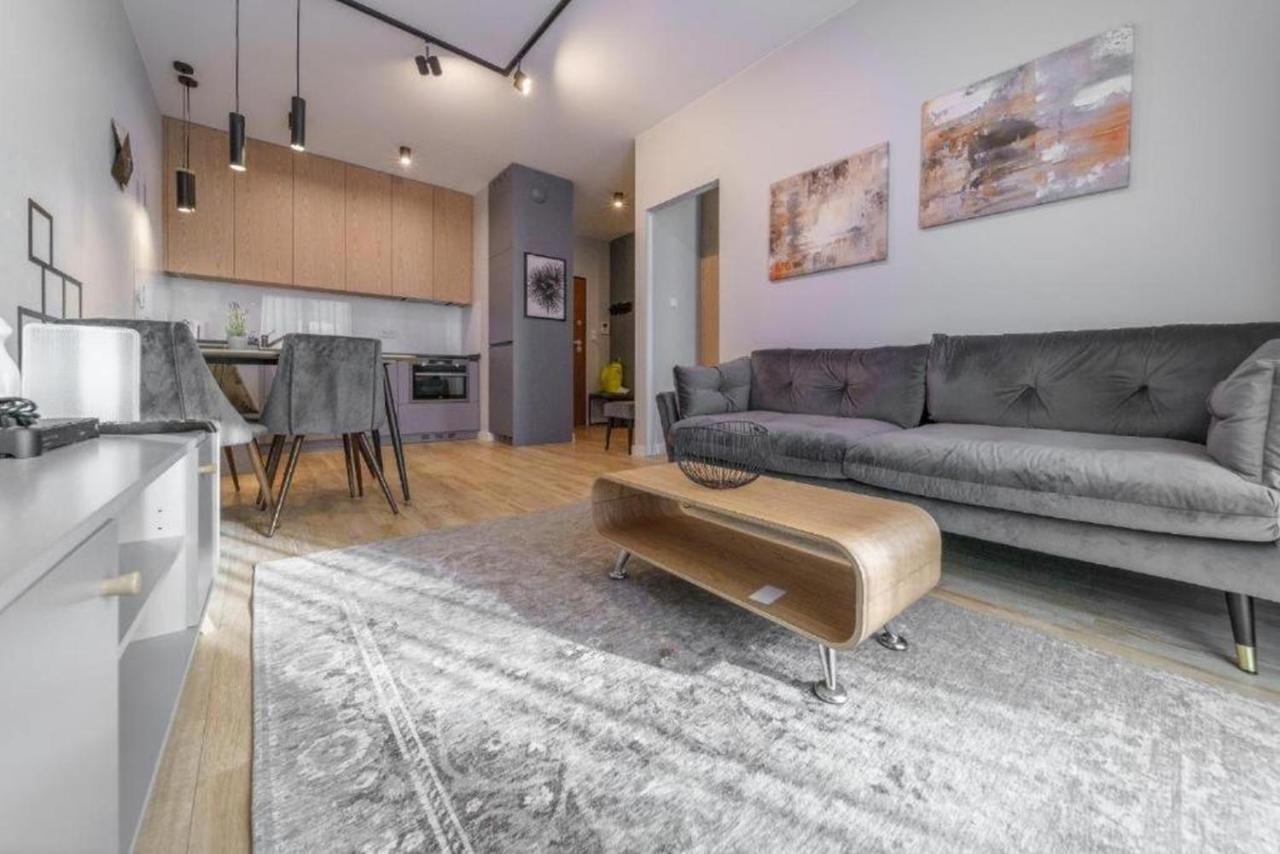 Spacious And Cozy-City Center-Snn65\59 Warsaw Exterior photo